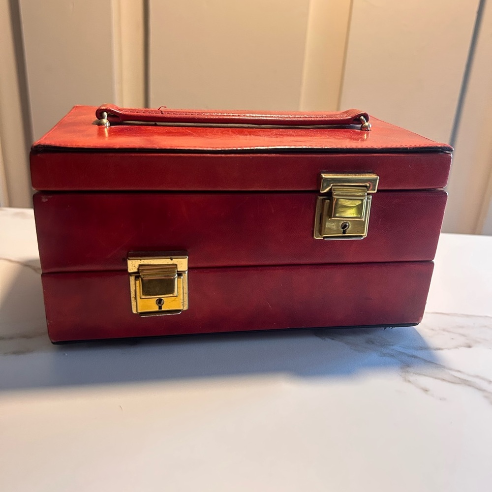 Elegant Red Jewelry Box